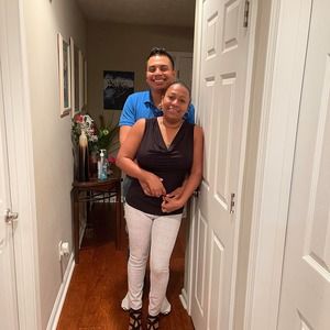 Meet your Posher, Elvia